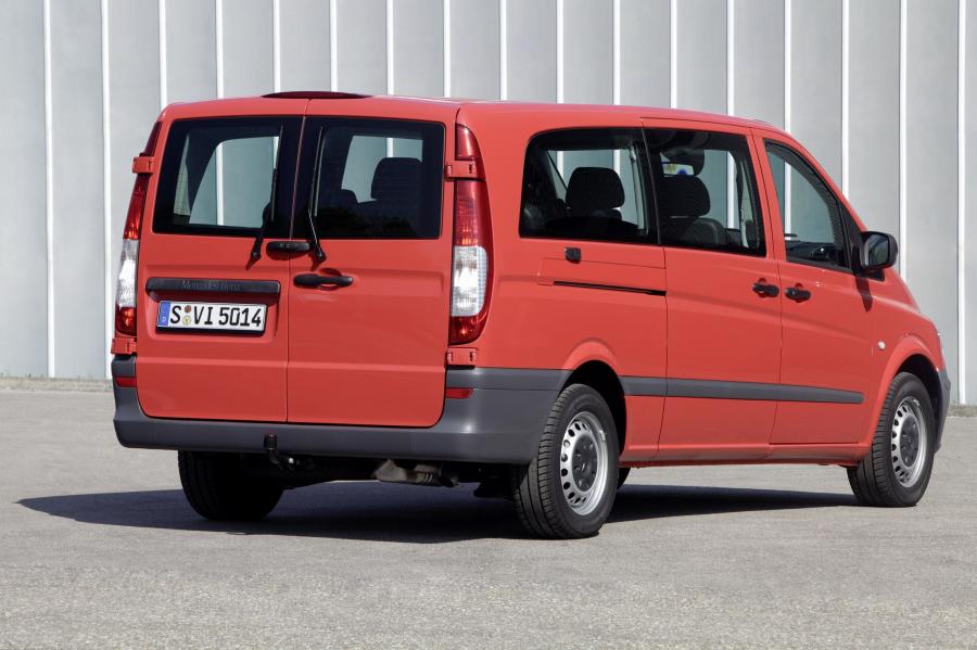  Mercedes-Benz Vito 2011 года  (фото 33 из 78)